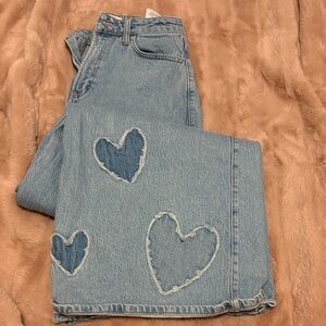 Chic Heart-Embellished Blue Flare Jeans